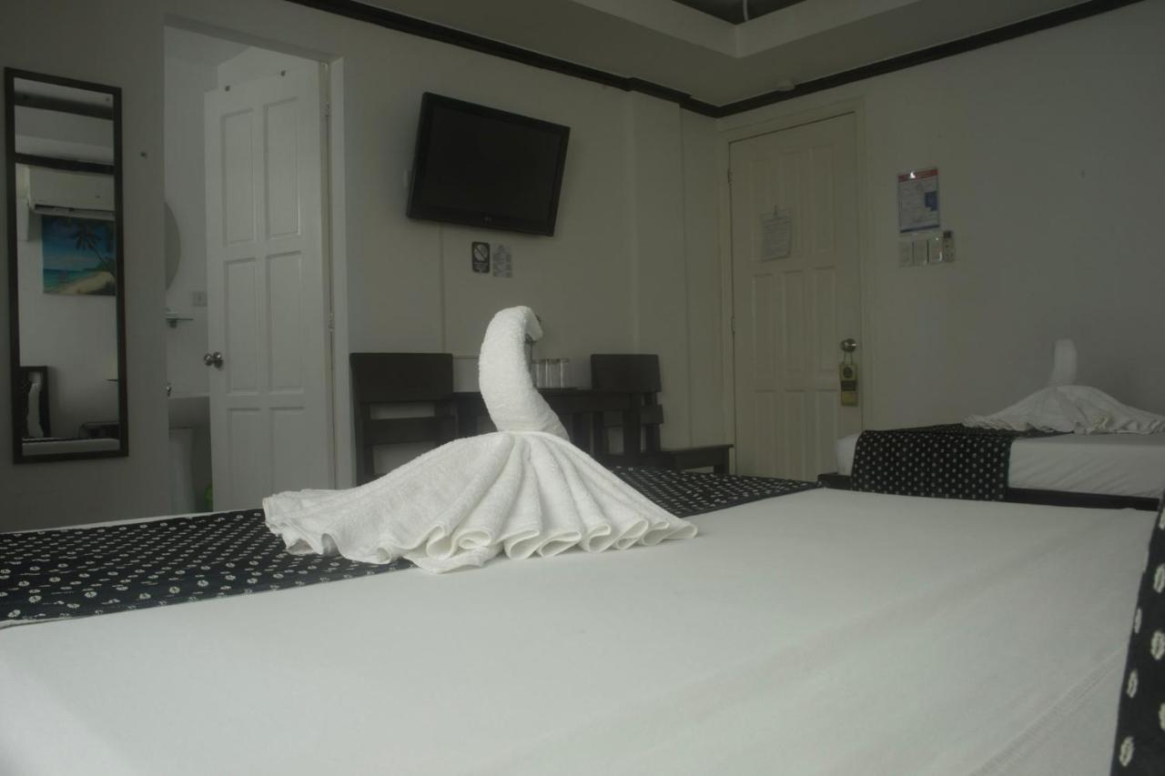 Isla Gecko Resort Balabag  Buitenkant foto