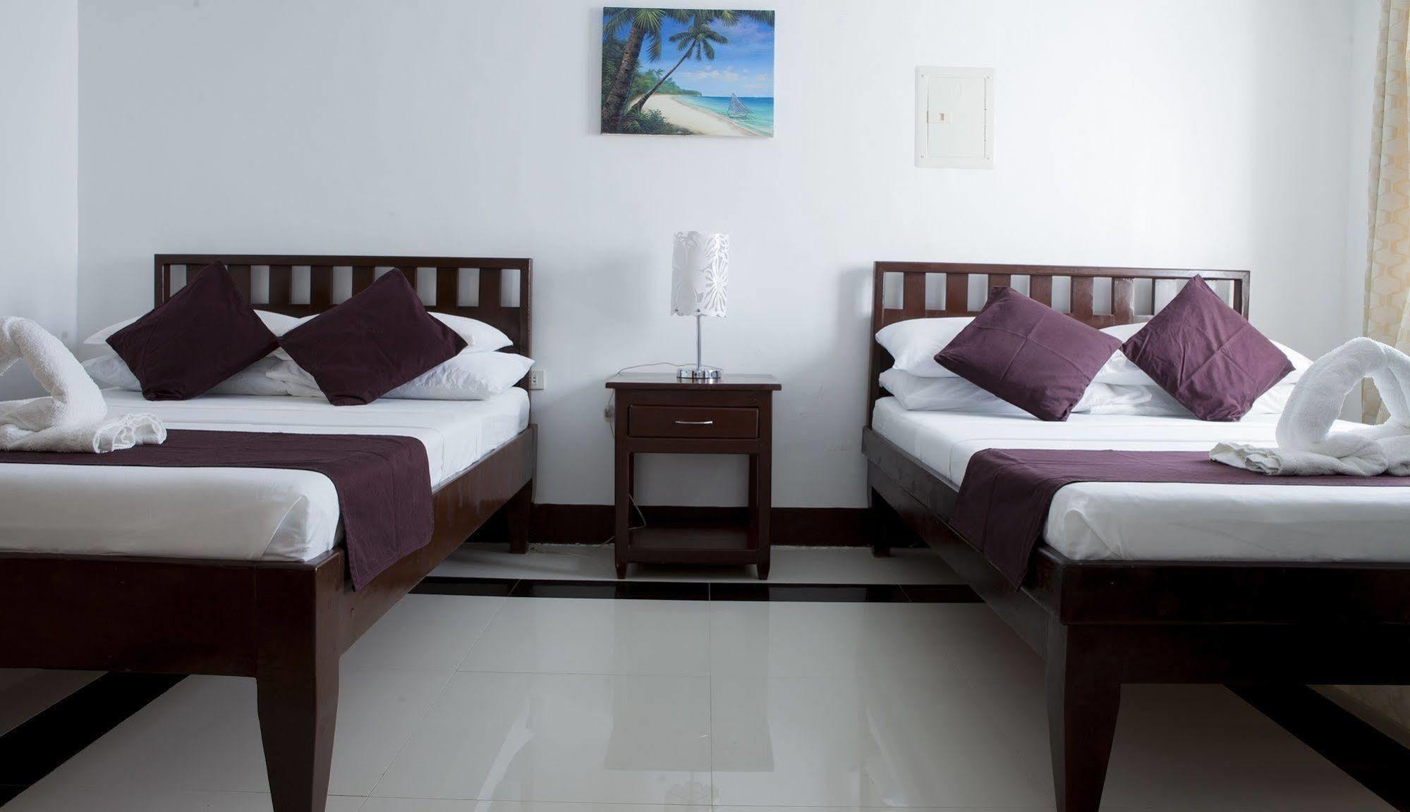 Isla Gecko Resort Balabag  Buitenkant foto